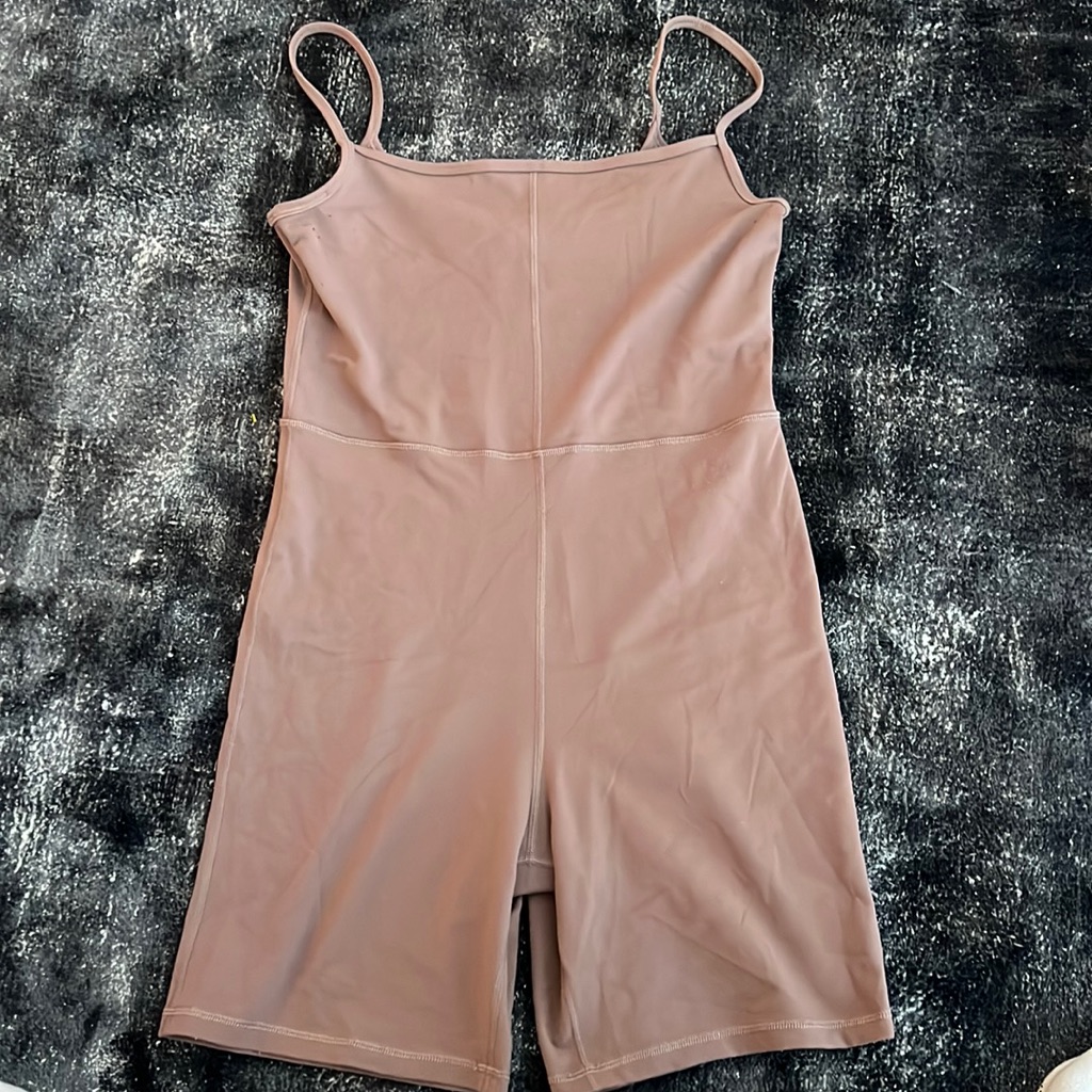 Aritzia Wilfred Free Romper